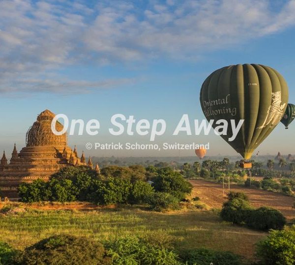 Myanmar - Bagan / Balloon flight early morning, Ballon Flug früh am Morgen