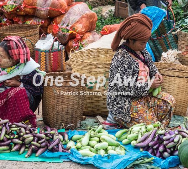 Myanmar - Kalaw / Local morning market, lokaler Morgen Markt