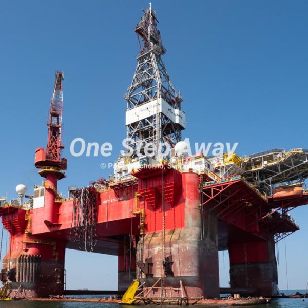 Namibia - Walvis Bay / Oel platform, Bohrturm