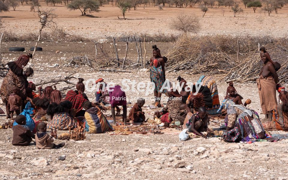 Namibia - Camp Aussicht / Visit Himba village traditional clan, Besuch Himba Dorf traditionelle Dorf-Gruppe